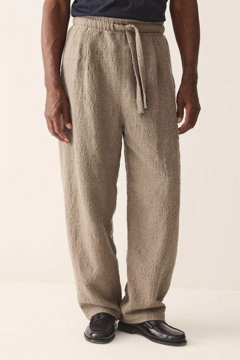 HANNIBAL COLLECTION-TROUSERS-WIKTOR 236.-NUTMEG