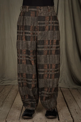 ALEKSANDR MANAMIS-PANTS-2261485-CHECKED