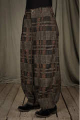 ALEKSANDR MANAMIS-PANTS-2261485-CHECKED