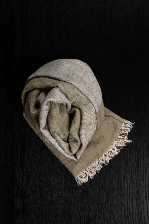 FORME D'EXPRESSION-SCARF-HX116-OLIVE GREY