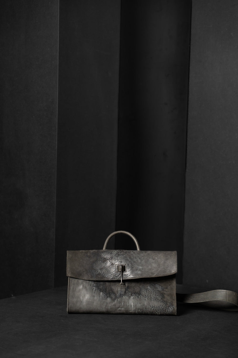 TAGLIOVIVO-BAG-DOCTOR W-CULATTA REV-ONYX – THE Treasury