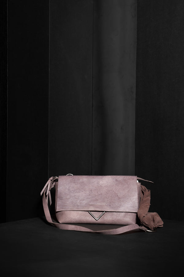 TAGLIOVIVO-BAG-YEHUAF AN LUNA-H.D. HORSE.-TARO