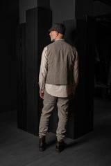 HANNES ROETHER-VEST-WESPER.600-CASE