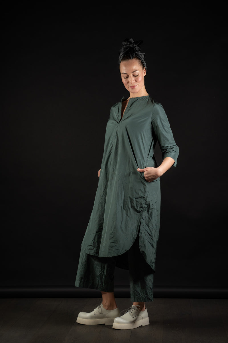 KATHARINA HOVMAN-KAFTAN-251269-PETROLIO