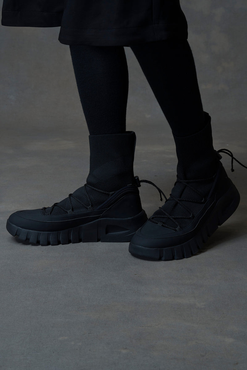 DEVOA-BOOTS-FW-TPKN-BLACK