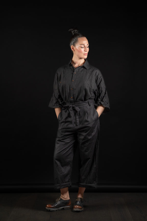 ALEKSANDR MANAMIS-PANTS-BUTTON LEG LOOSE-1251593-BLACK