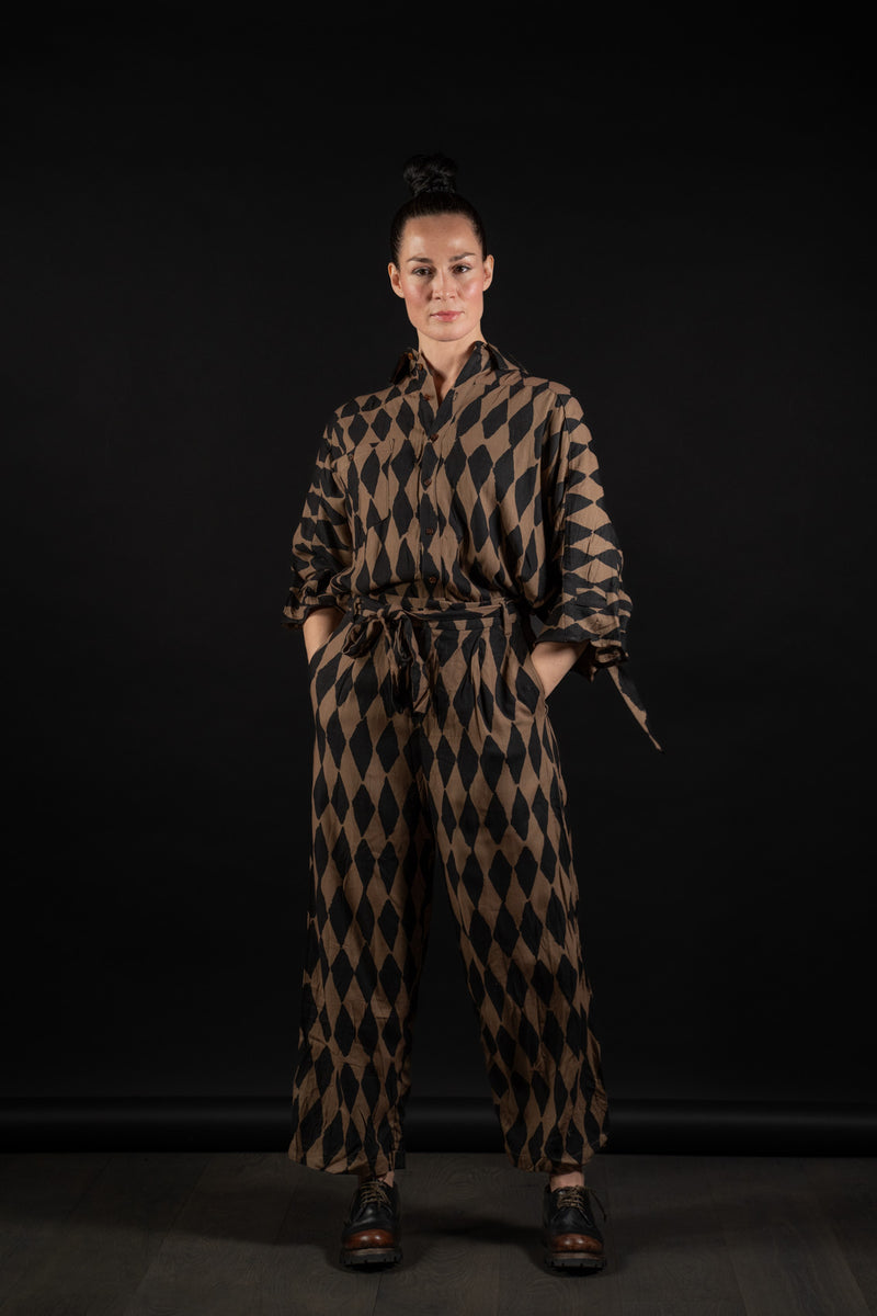 ALEKSANDR MANAMIS-PANTS-BUTTON LEG LOOSE-1251593-HARLEQUIN