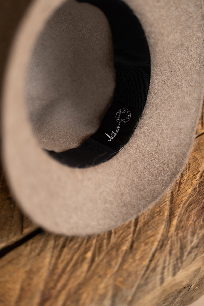 JAN JAN VAN ESSCHE-HAT #9- LIGHT GREY